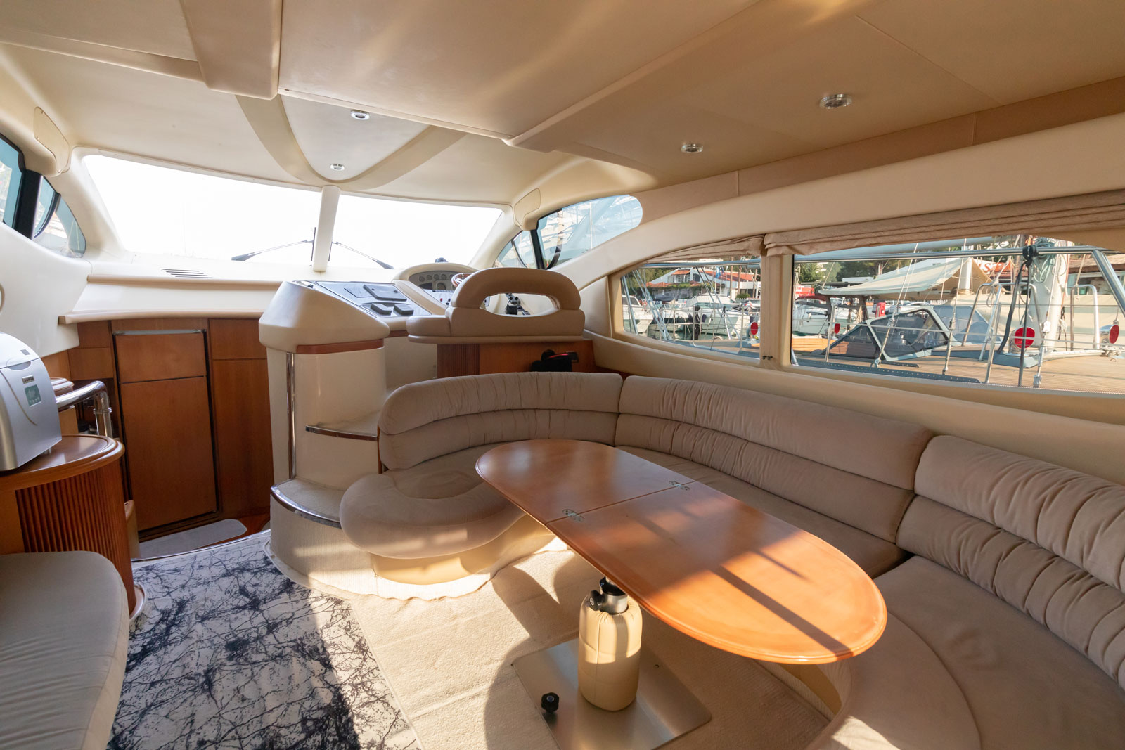 Azimut 46 Galeri 10